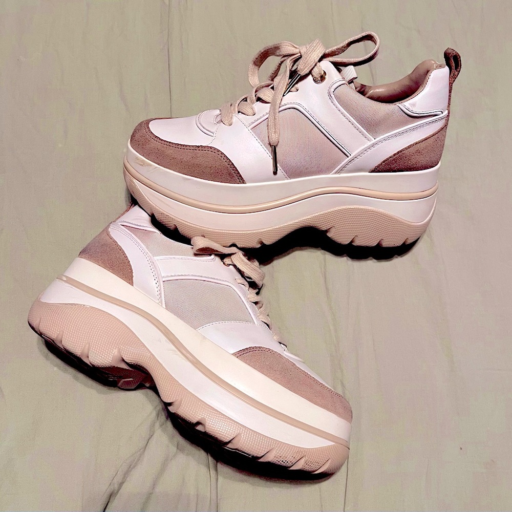 ✅Authentic✅ Michael Kors Felicia Trainer Platform Sneaker SZ 9.5